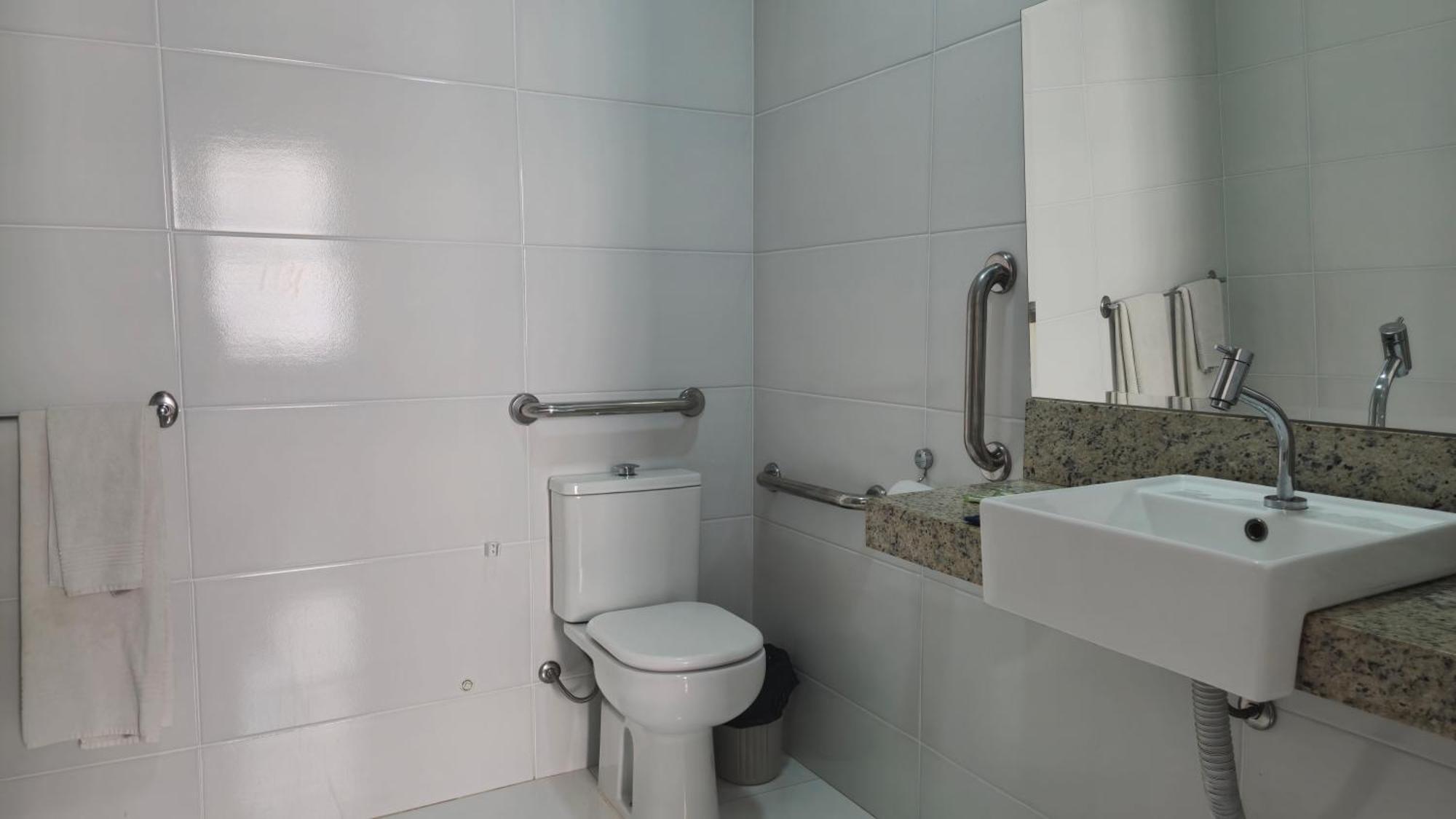 Realminas Hotel E Restaurante Governador Valadares Zewnętrze zdjęcie