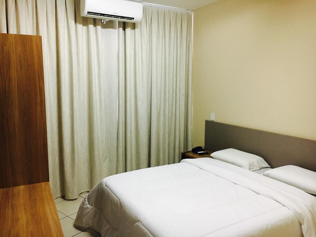 Realminas Hotel E Restaurante Governador Valadares Zewnętrze zdjęcie