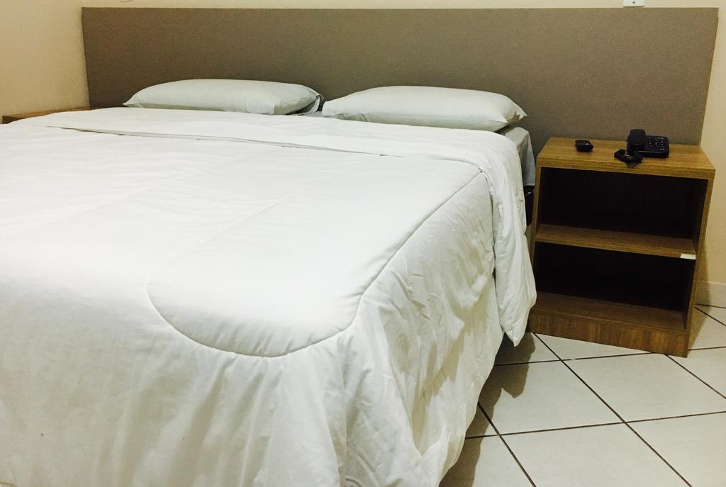 Realminas Hotel E Restaurante Governador Valadares Zewnętrze zdjęcie